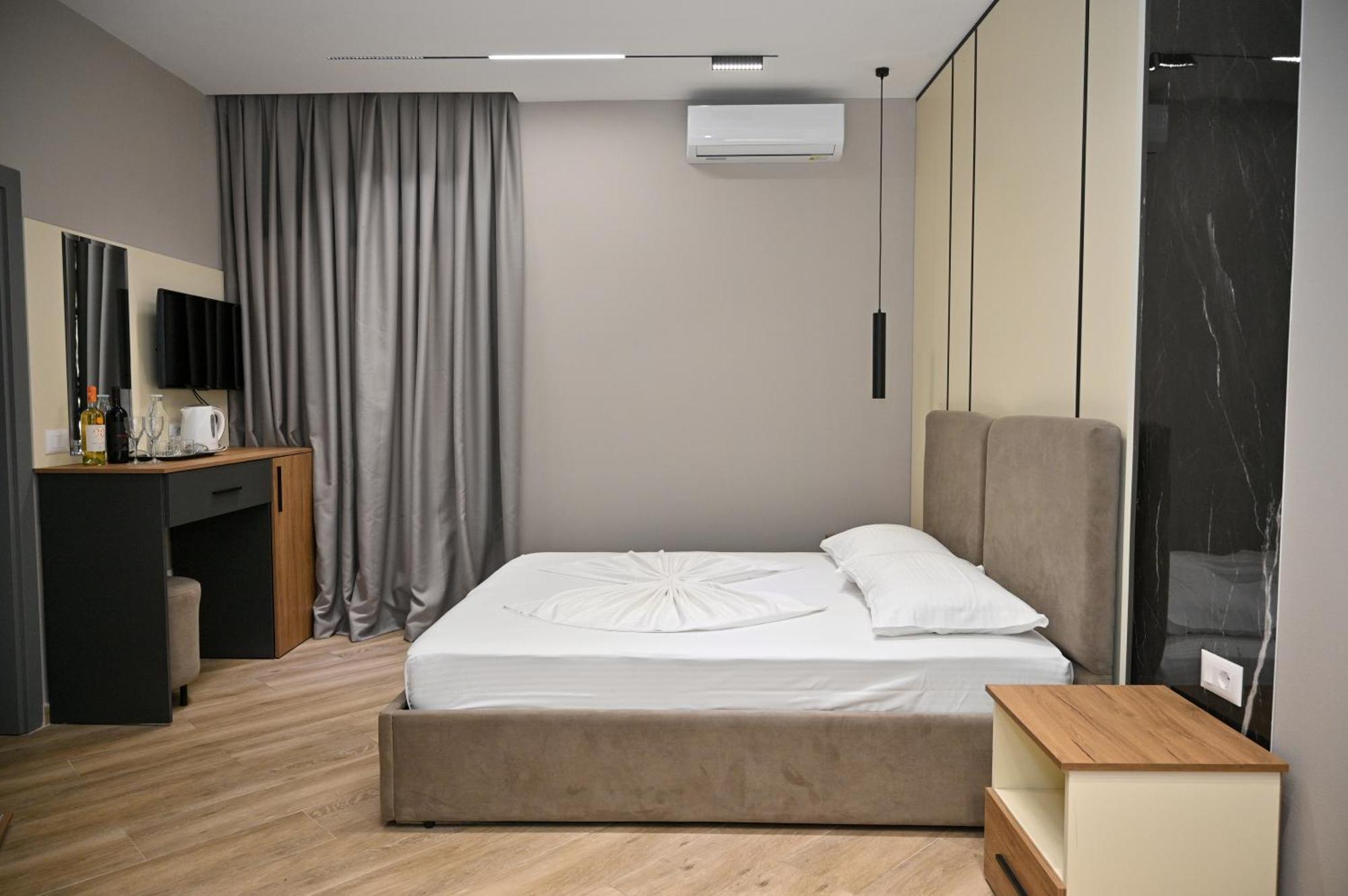 Monduro Hotel Дуррес Номер фото