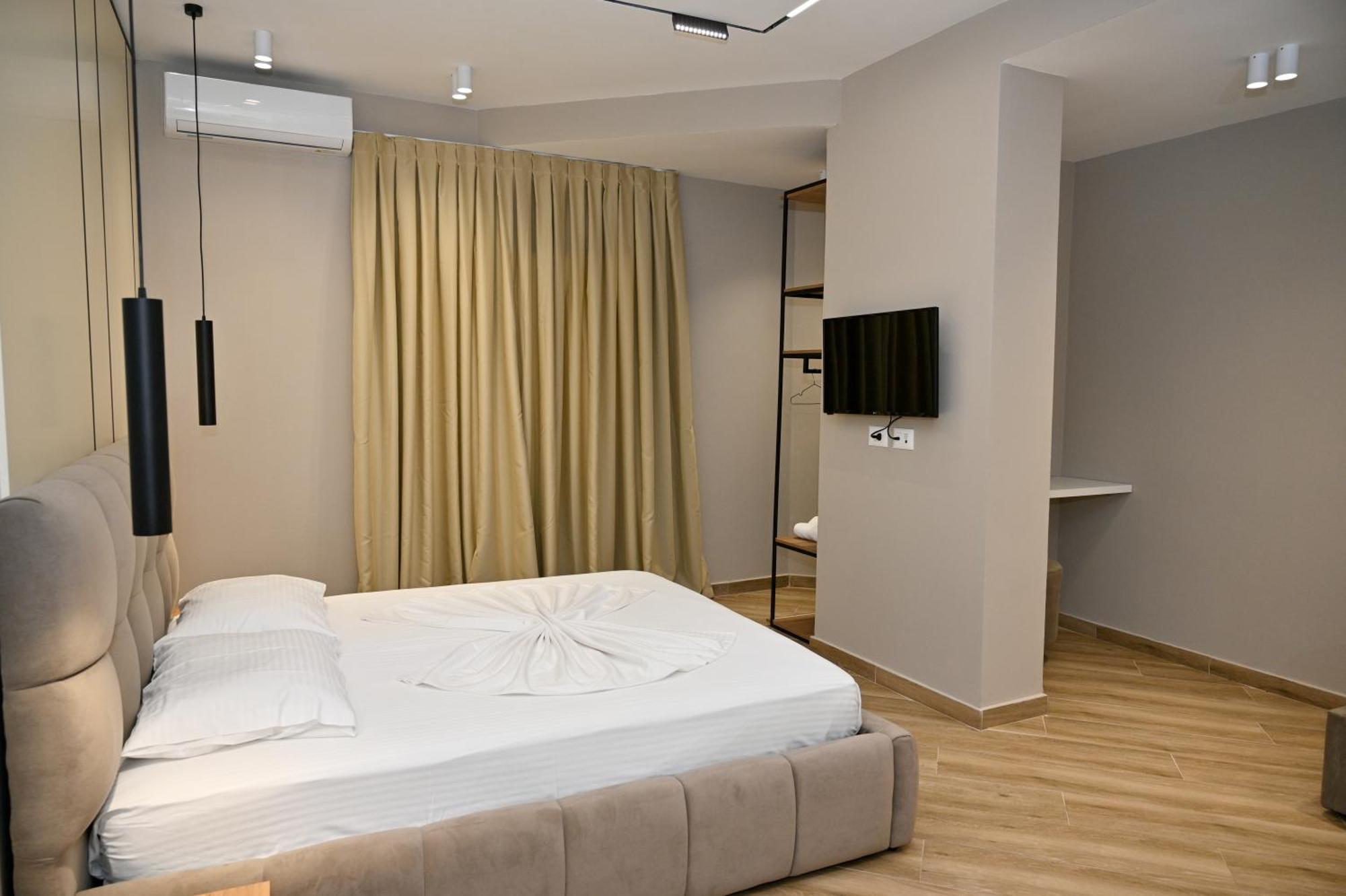 Monduro Hotel Дуррес Номер фото