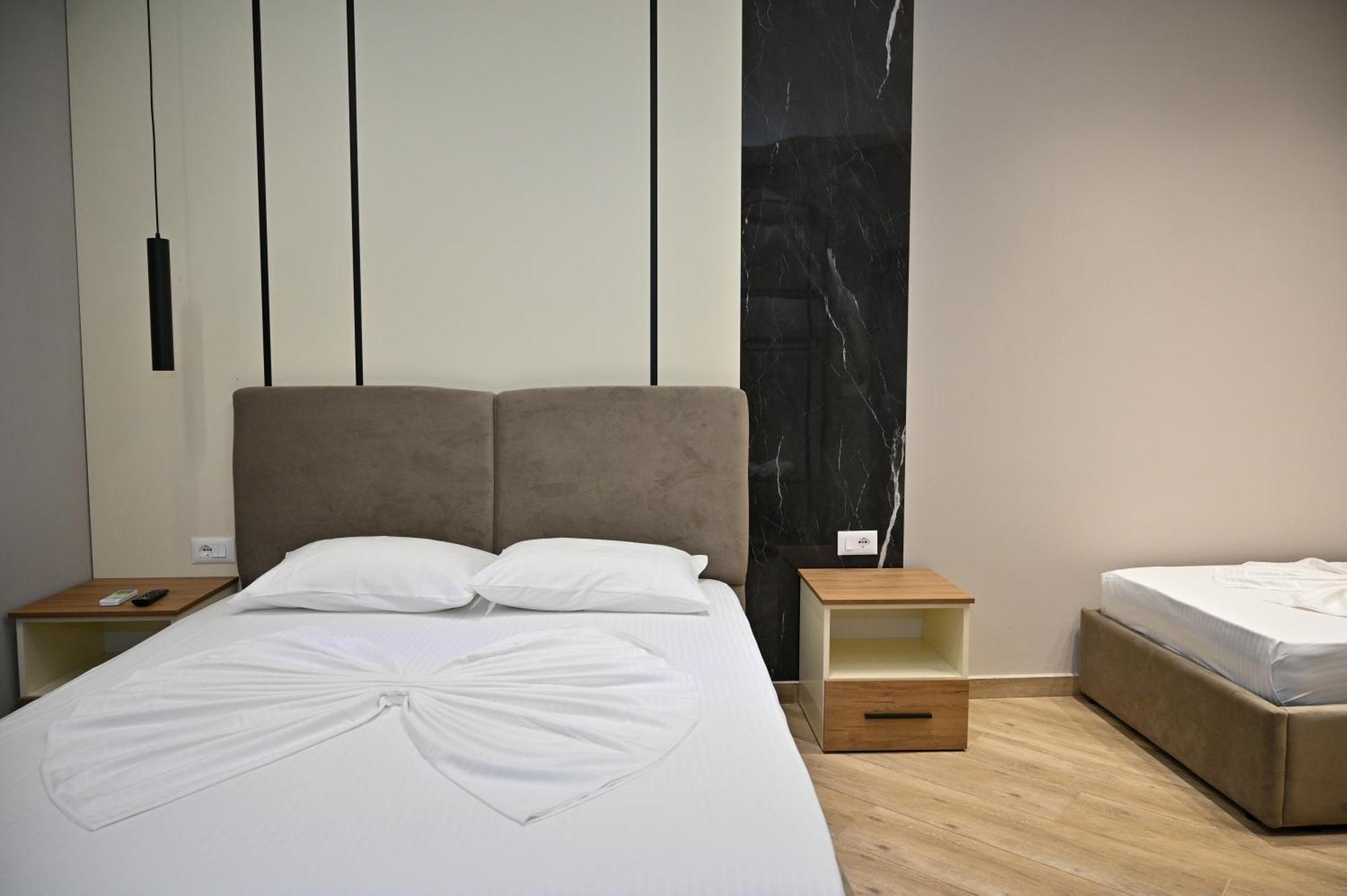 Monduro Hotel Дуррес Номер фото