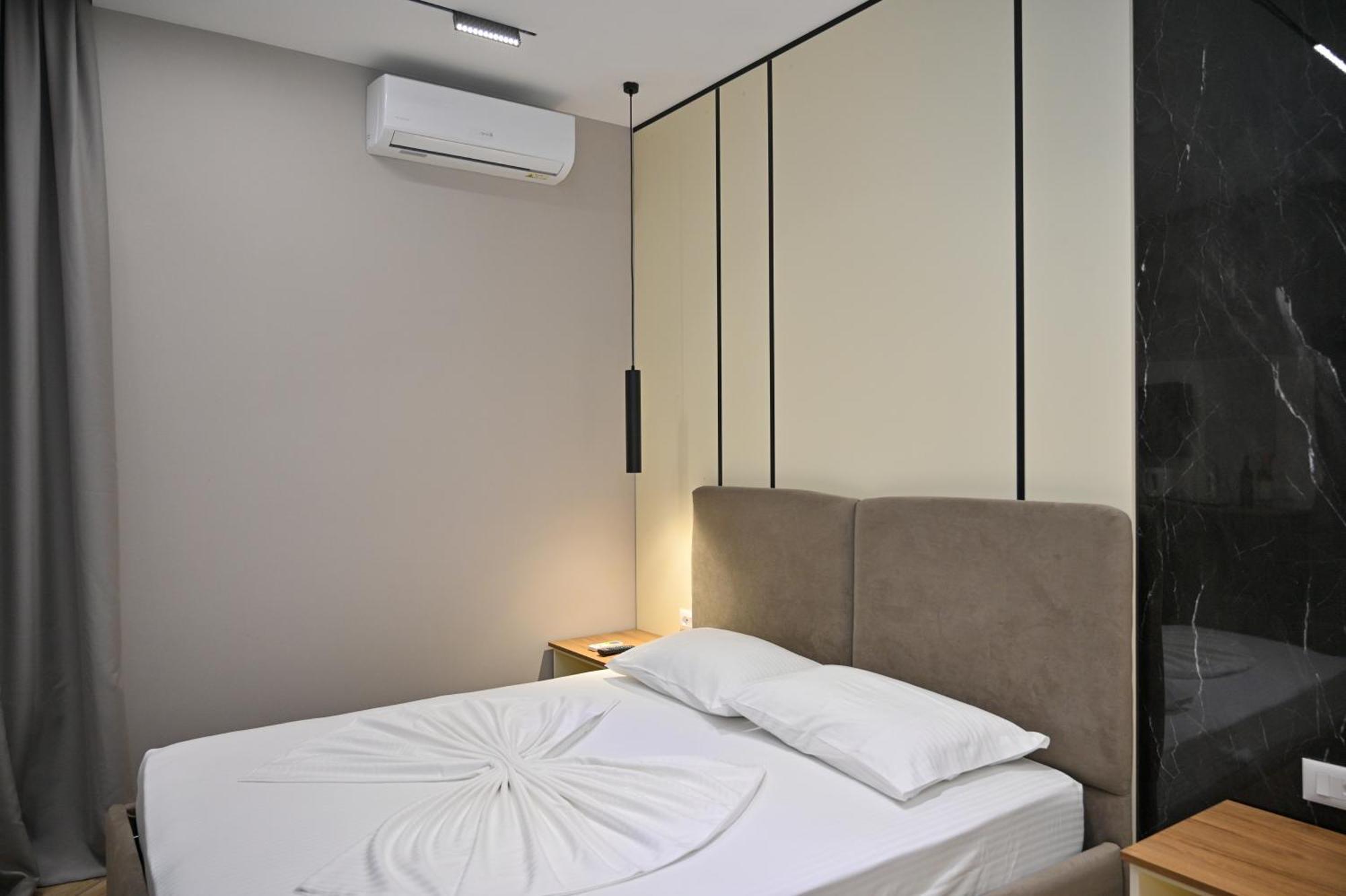 Monduro Hotel Дуррес Номер фото