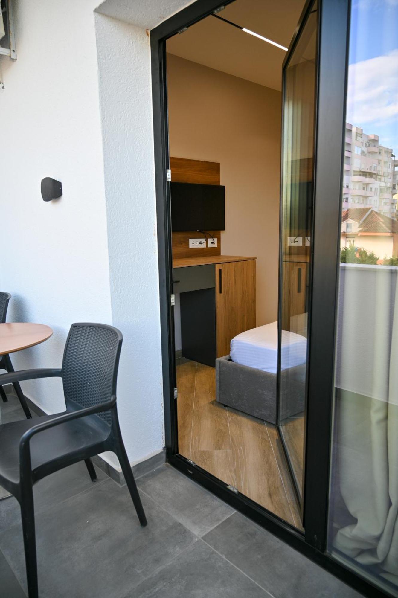 Monduro Hotel Дуррес Номер фото