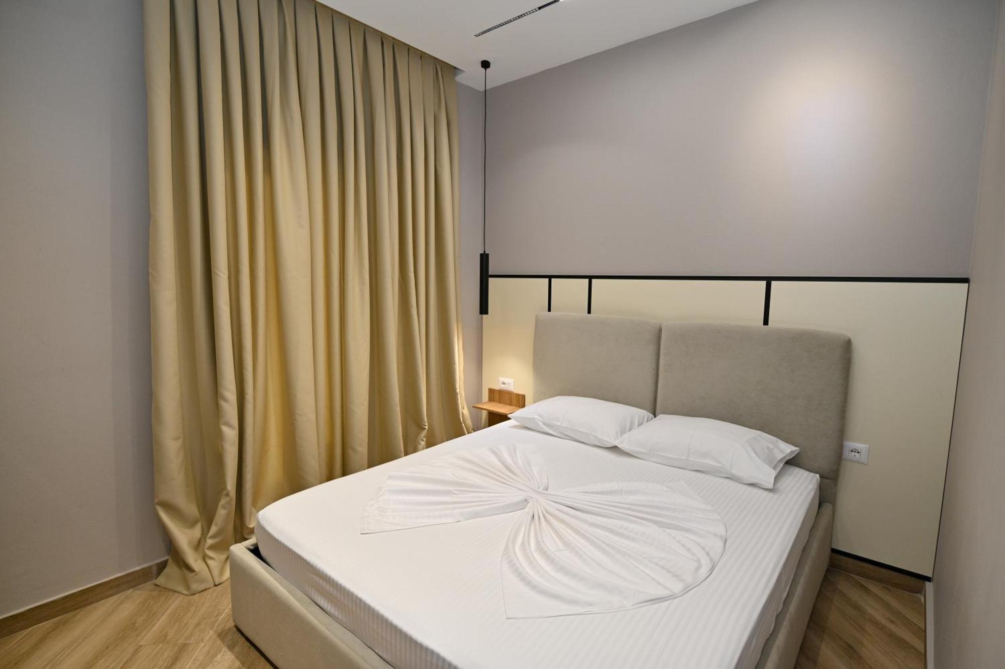 Monduro Hotel Дуррес Номер фото