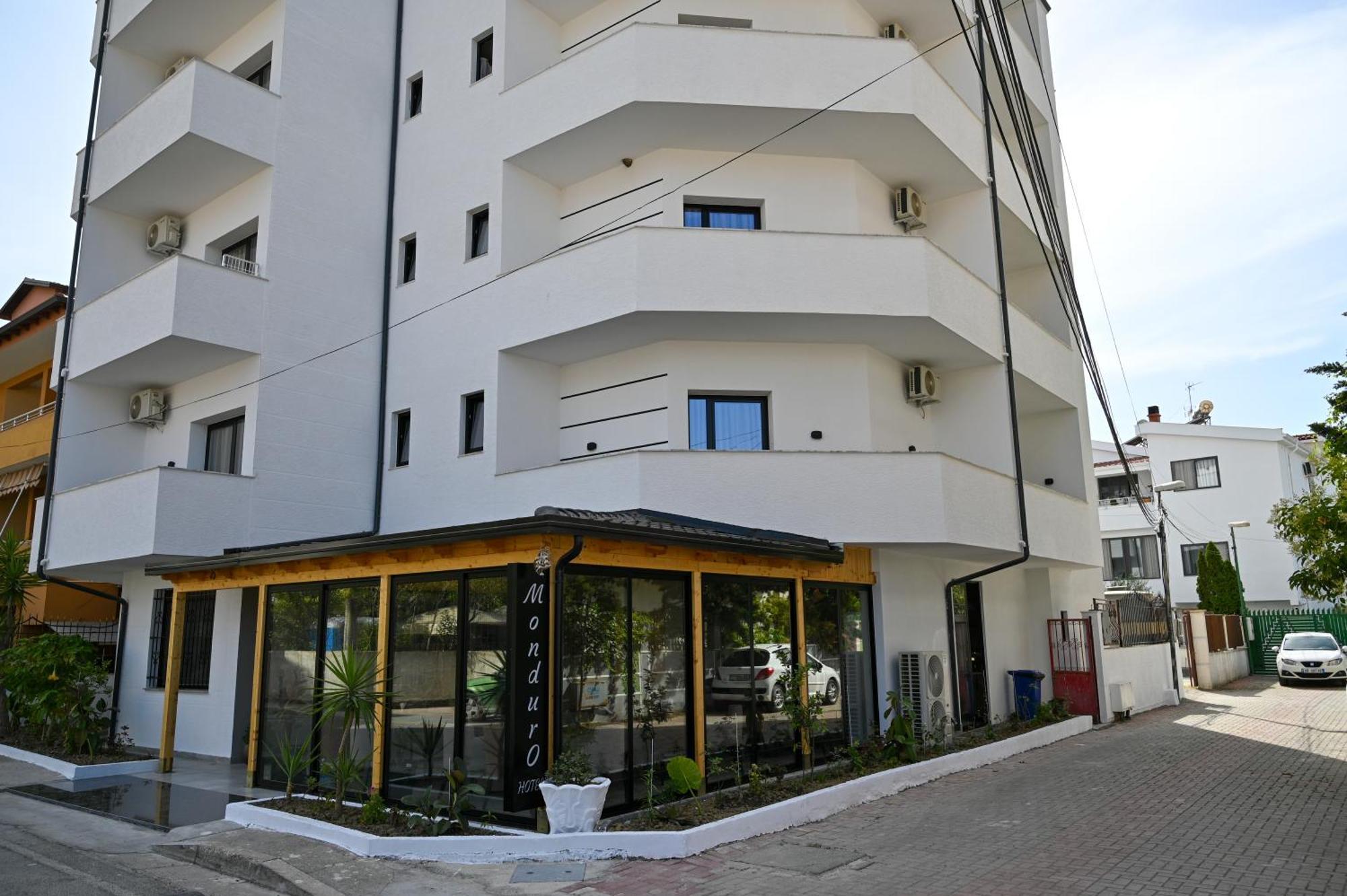 Monduro Hotel Дуррес Экстерьер фото
